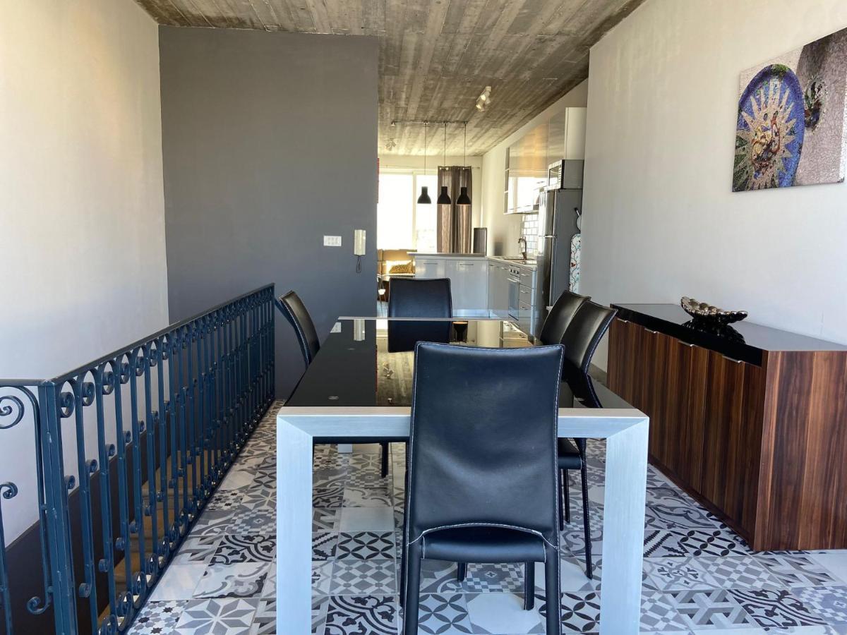 Sliema Distant Seaview Penthouse Apartment ภายนอก รูปภาพ